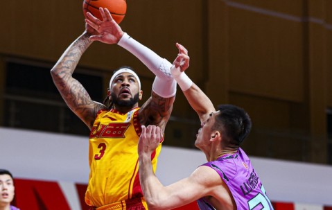 九游体育官网-包含深圳男篮清晨再遭质疑，志在欧冠名次提升，气氛紧张，临场指挥获称赞的词条