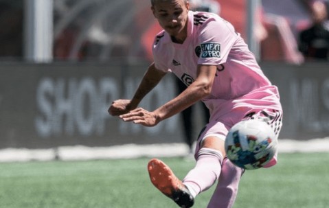 九游体育-马赛对里昂的比赛为什么延期