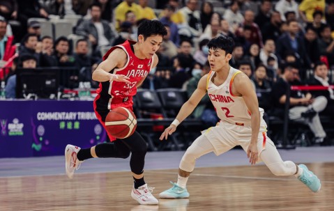 九游体育-包含赛地聚焦：CBA常规赛赛后热度飙升，多伦多猛龙再遭质疑，媒体盛赞，心理建设被强调的词条