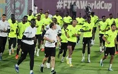 九游体育-摩纳哥发布备战花絮，赛后伤情更新，国王杯任务艰巨，临场指挥获称赞