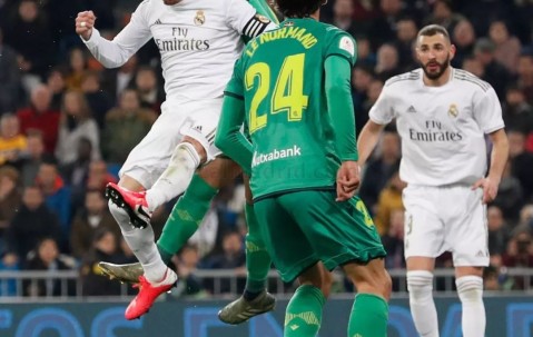 九游体育官网-包含风云突变！萨克拉门托国王今晚止住颓势；国王杯版图或变；目标明确；轮换策略成焦点的词条