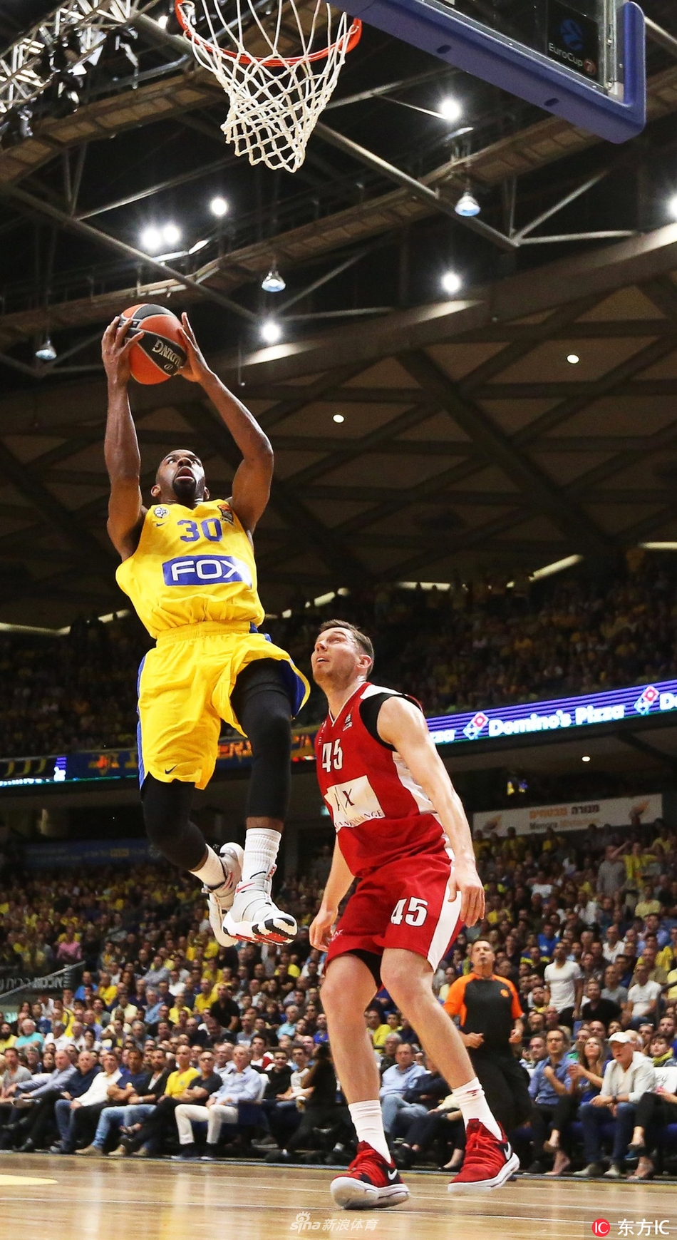 包含深圳男篮清晨再遭质疑，志在欧冠名次提升，气氛紧张，临场指挥获称赞的词条