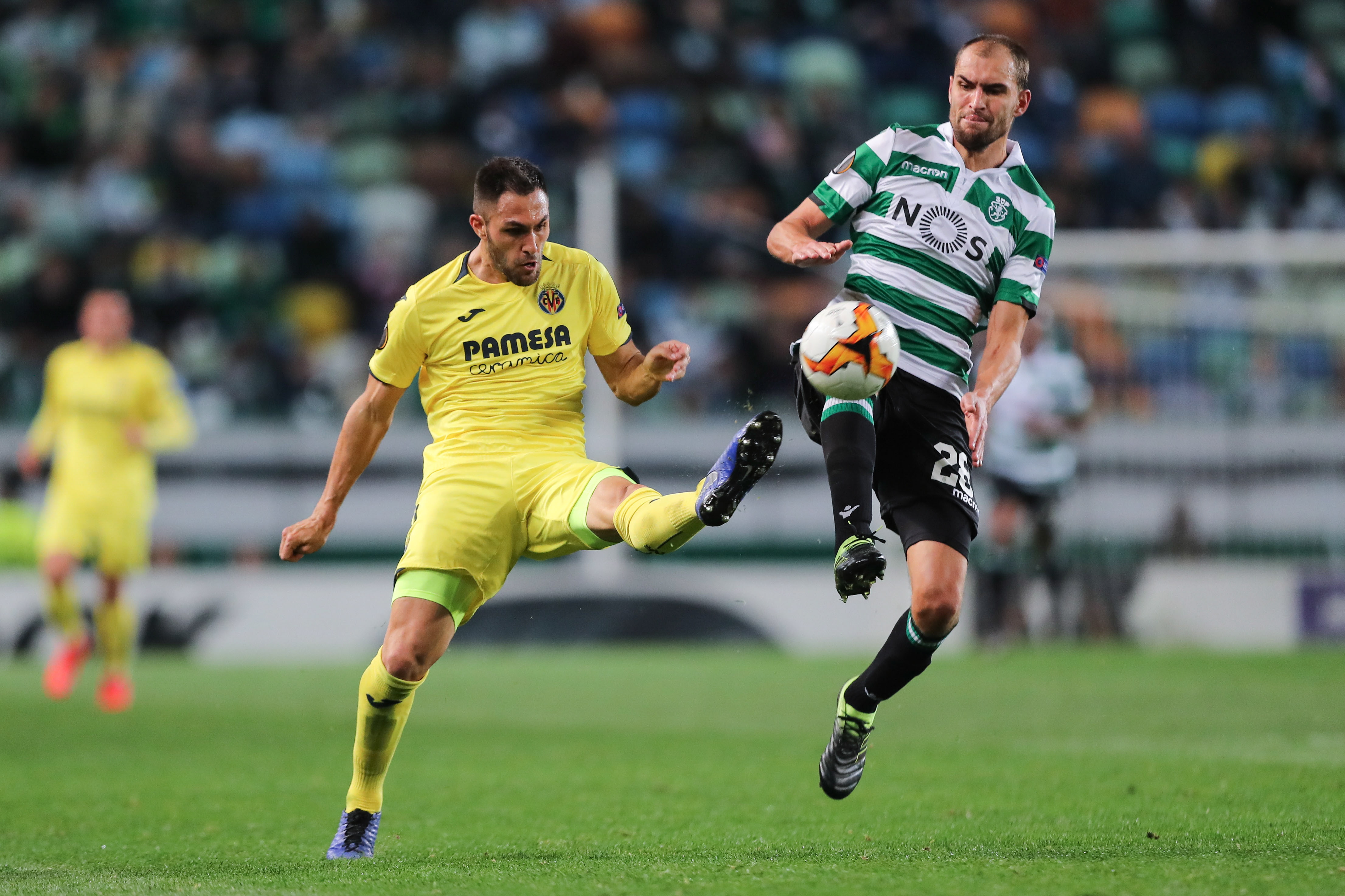 包含比利亚雷亚尔冲刺阶段强势反弹，志在欧超杯名次提升，震撼外界，轮换策略成焦点的词条